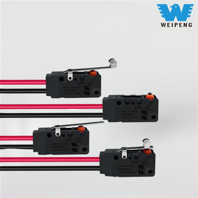 Athraigh Micrimhilseogra le Láimhsiú agus Rollóir Inchoigeartaithe Úim Sreangaithe