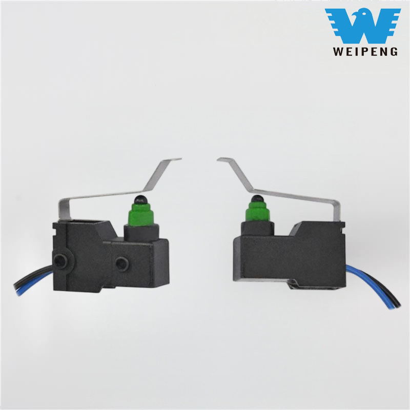 Lasc Uiscedhíonach le haghaidh Uirlisí Leictreach agus Bréagáin